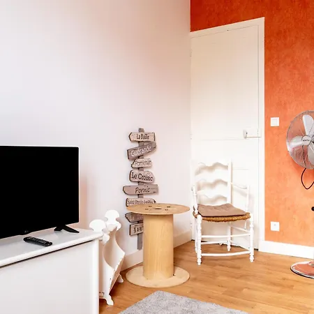 Дом отдыха 51 - Entre Et Vieux Port Порник