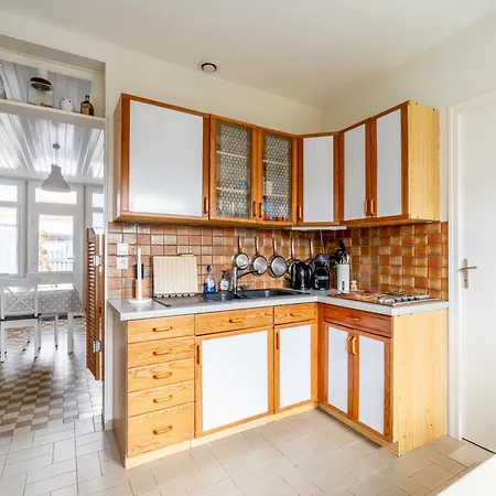 51 - Entre Et Vieux Port Дом отдыха